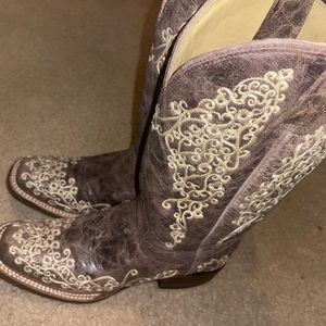 Selling size 6 Corral boots. Used a couple of times. Need gone ASAP
